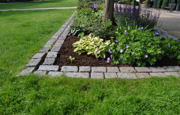 Flower Bed Mulching in Little River